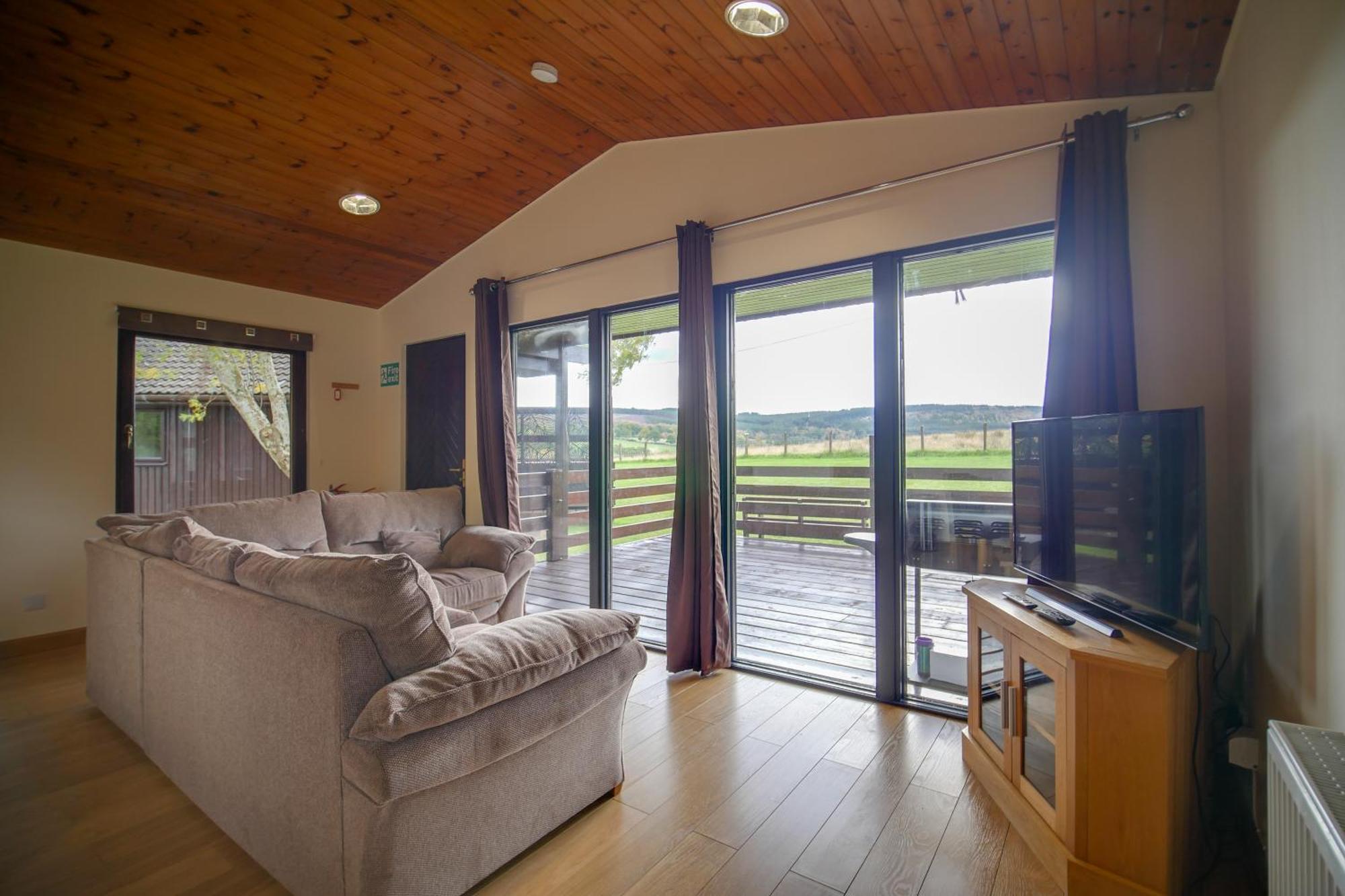 Glenview Chalet Park Инвернесс Экстерьер фото